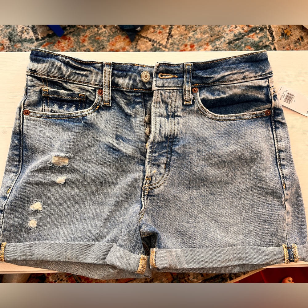 Old navy jean shorts size 6